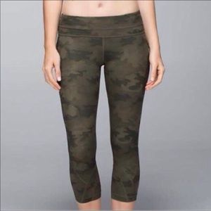 Lululemon Run Inspire Camo Capri Leggings